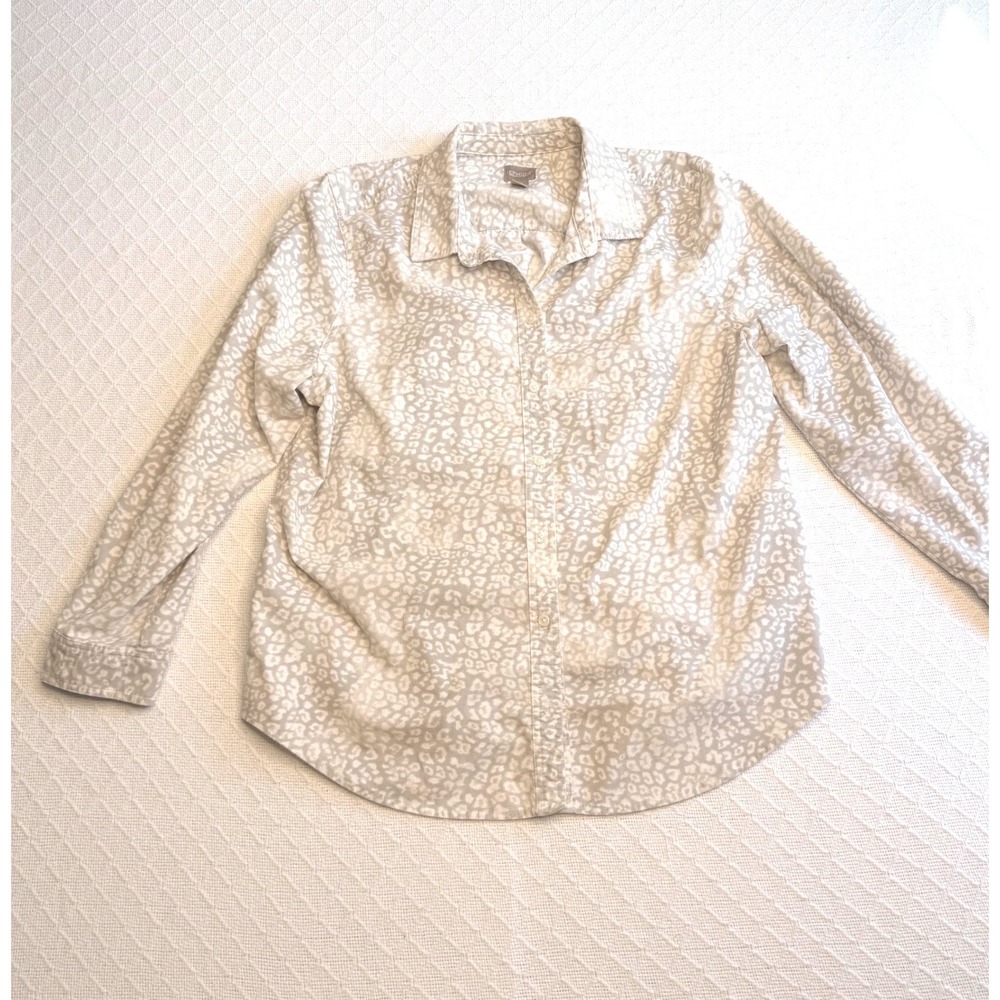 Chicos Women Grey White Leopard Animal Print Corduroy Button Down Shirt Size 3
